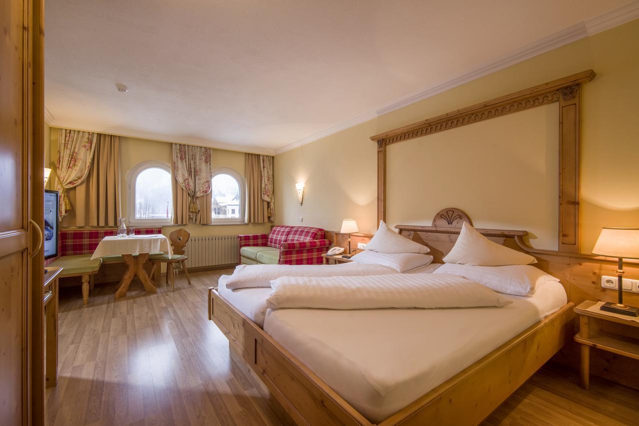 Rotspitz Adults - Only 3*